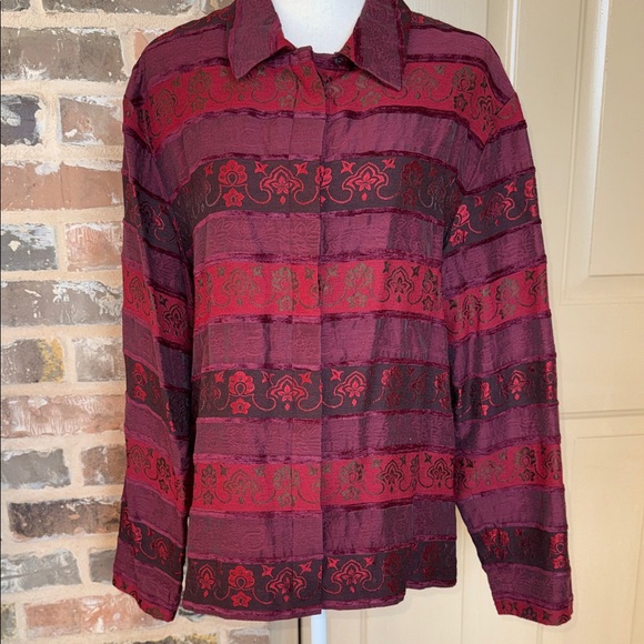 Coldwater Creek Burgundy Velvet Trim Hidden Button-Up Oversized Shirt Sz XL - Picture 7 of 8